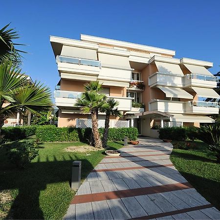 Residence Le Palme Grottammare Kültér fotó